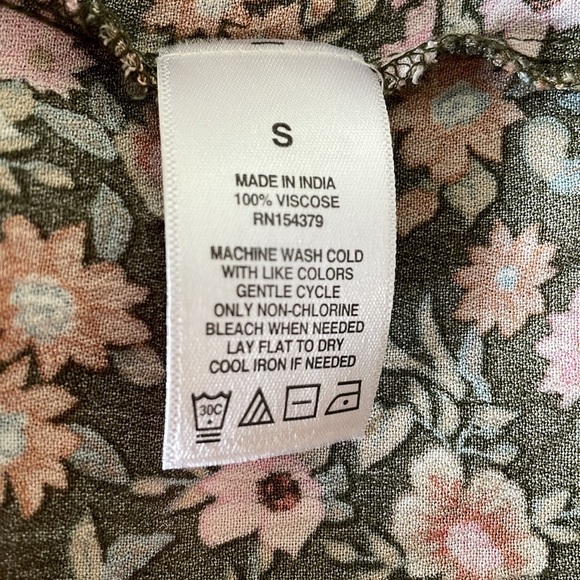 Aeropostale Floral Maxi Dress - Picture 6 of 6